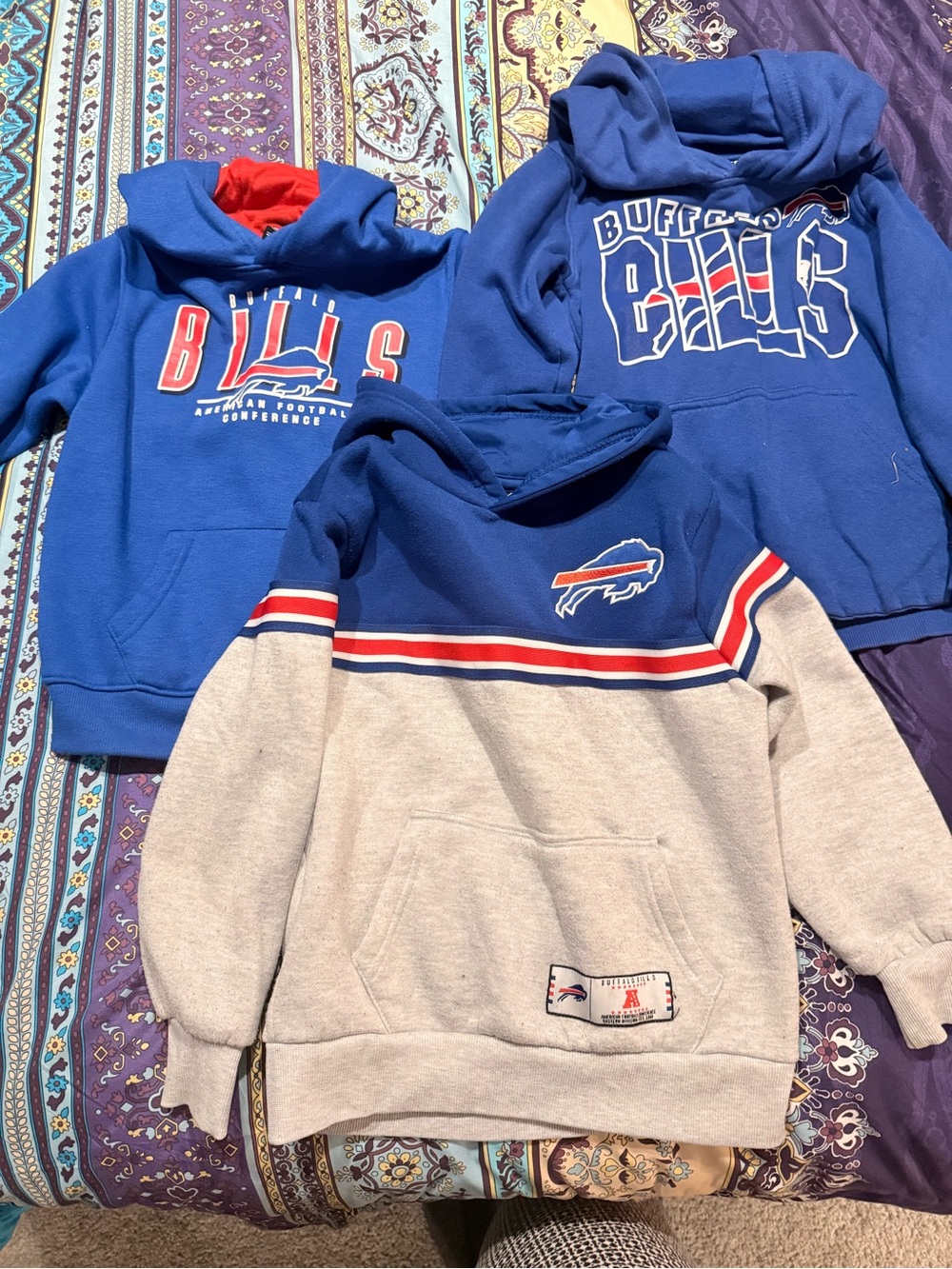 Buffalo Bills Kids 3 Hoodie -size 7/8